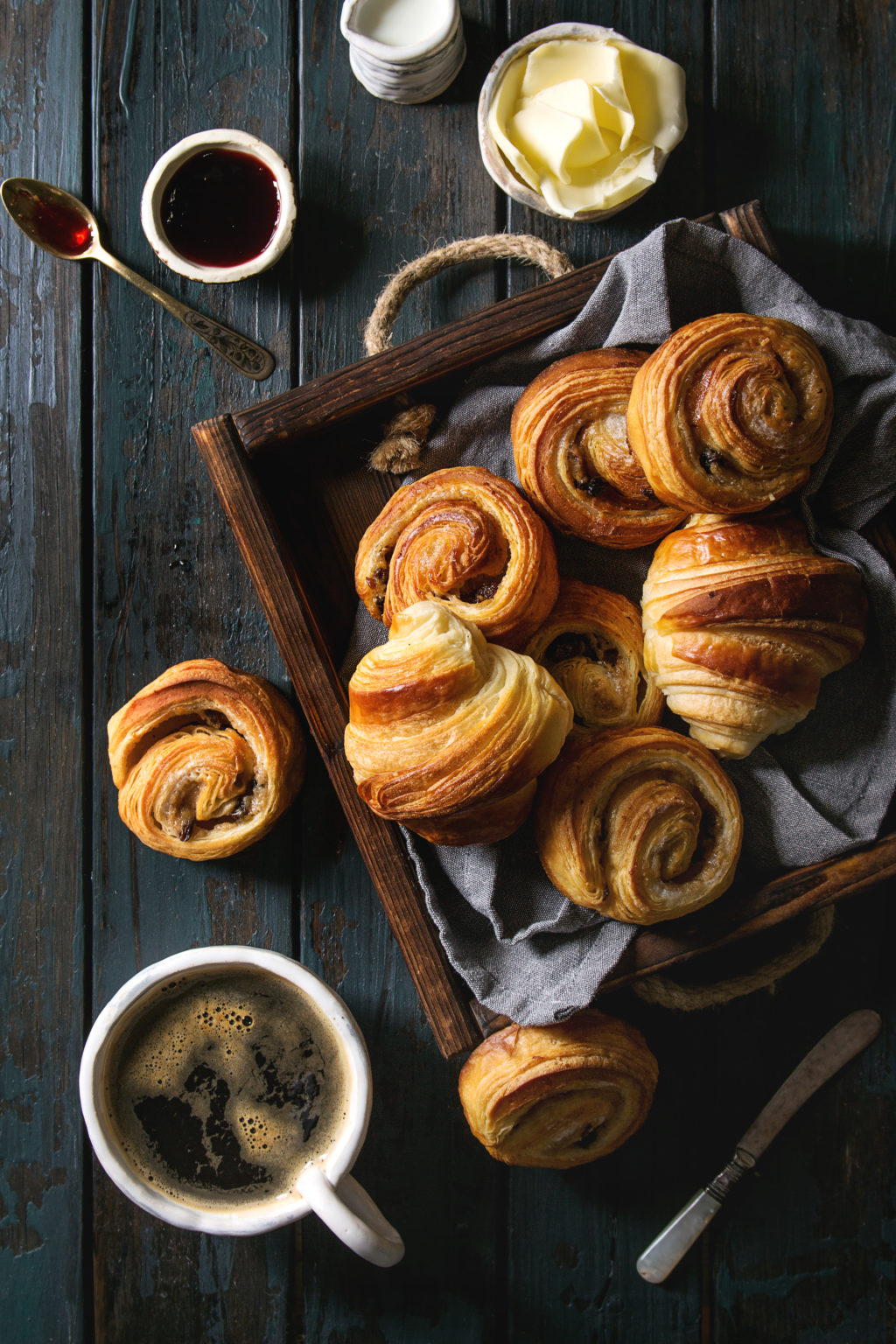 Puff pastry buns