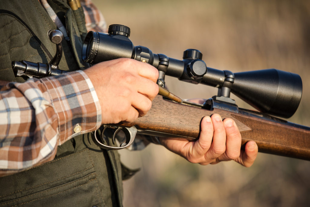 full hunter hunting rifle